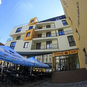 Hotel цісар, Leópolis
